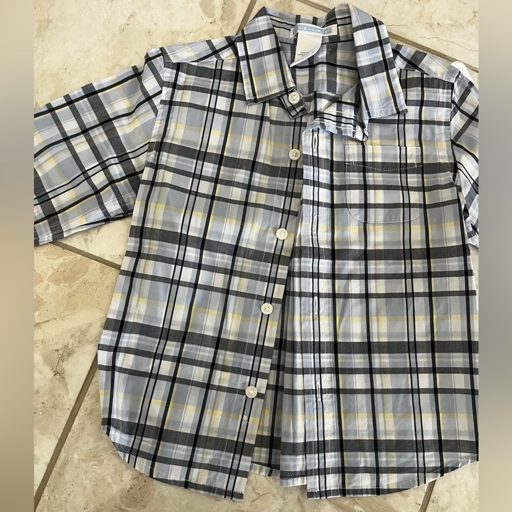Janie and Jack 2T Excellent condition Boys